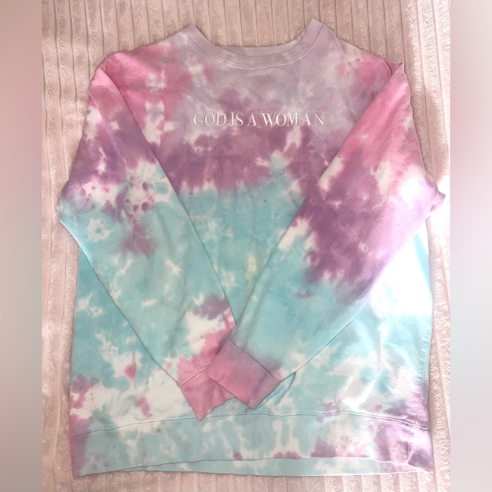 🩷Ariana Grande 2018 God is a Woman Embroidered Tie Dye Sweatshirt🩷